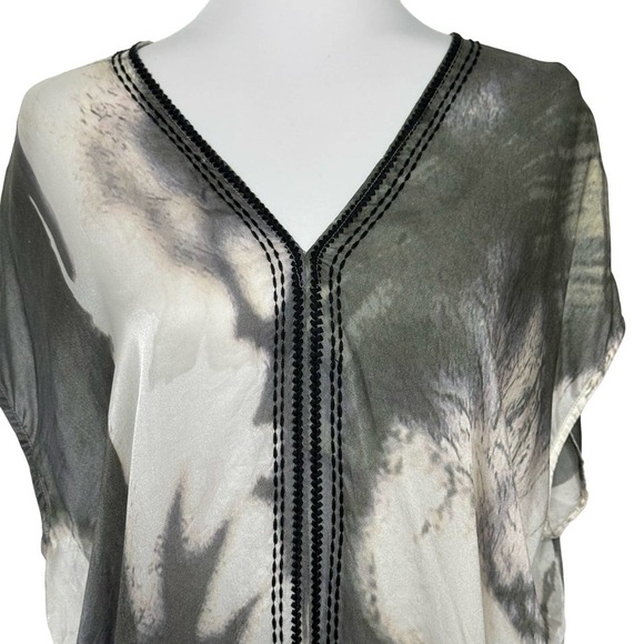 BIYA Johnny Was Silk Tunic Gray Watercolor Size S - Picture 3 of 7